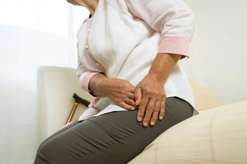 chiropractor hip adjustment